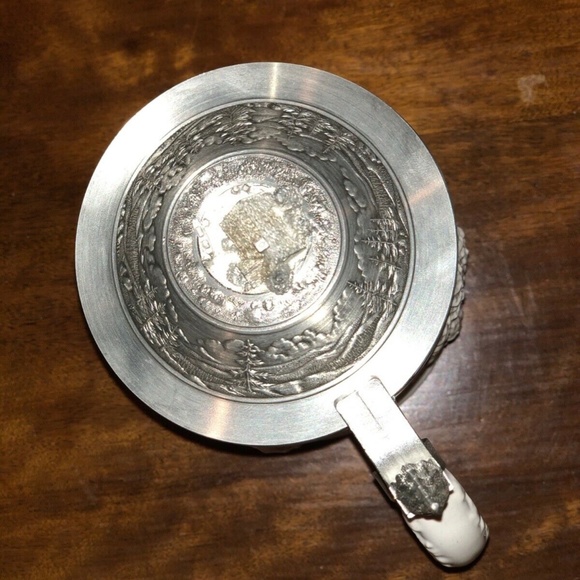 Thomas Kinkade Stein A Quiet Evening At Riverlodge Stein-1996-man’s gift idea - Picture 6 of 7